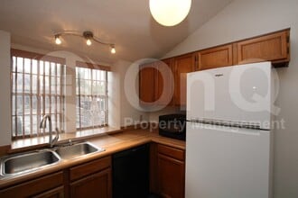 8111 W Wacker Rd in Peoria, AZ - Building Photo - Building Photo