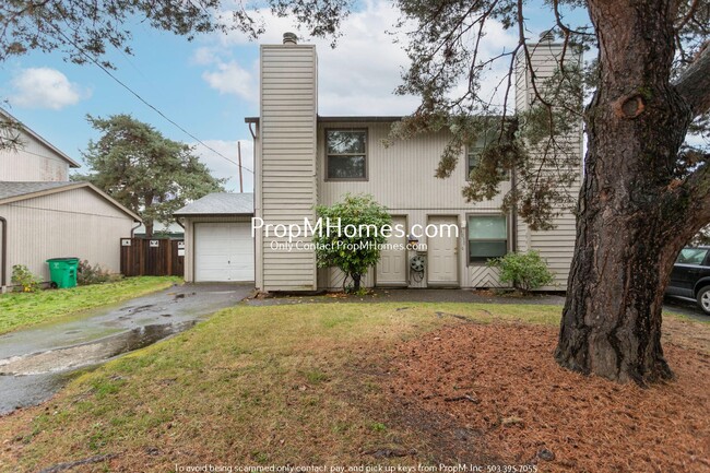 property at 1032-1032 NE 81st Ave