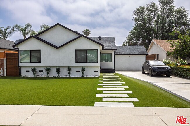 property at 6610 Farralone Ave
