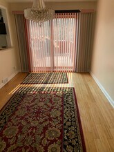 142 W Walnut Park Dr in Philadelphia, PA - Building Photo - Building Photo