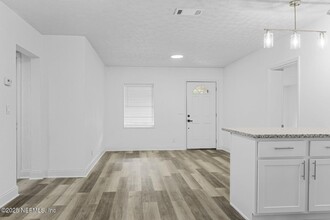 3905 Forest Blvd in Jacksonville, FL - Building Photo - Building Photo