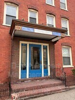19 S 7th St in Stroudsburg, PA - Building Photo