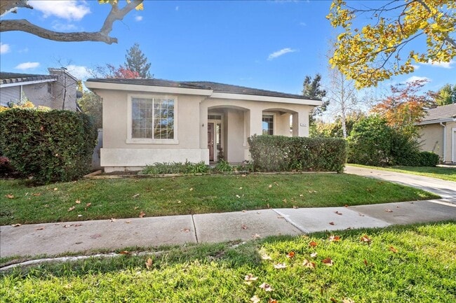 3424 Babson Dr in Elk Grove, CA - Building Photo - Building Photo
