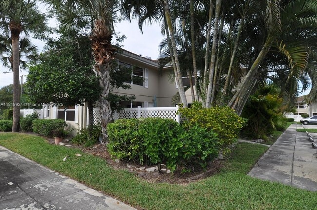 property at 3317 SW Sunset Trace Cir