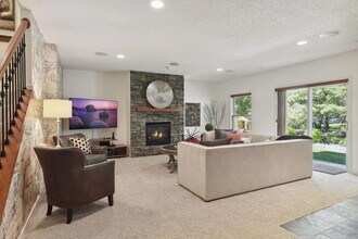 6484 Ivy Way in Minneapolis, MN - Building Photo - Building Photo