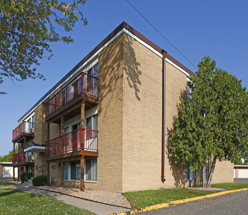 Rivercliff Apartments in St. Paul, MN - Building Photo