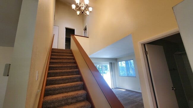 975 Essex Ct Way in Midvale, UT - Building Photo - Building Photo