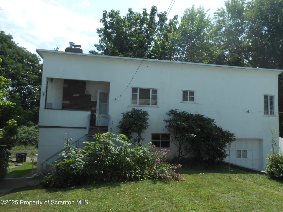 622 S Main Ave in Scranton, PA - Building Photo