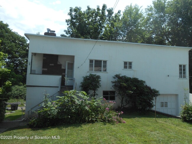 property at 622 S Main Ave