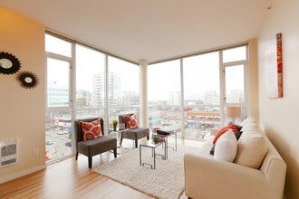 6133 Buswell St in Richmond, BC - Building Photo - Building Photo