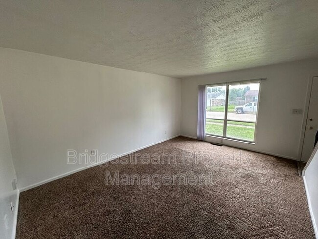 property at 971 Taylorsview Dr
