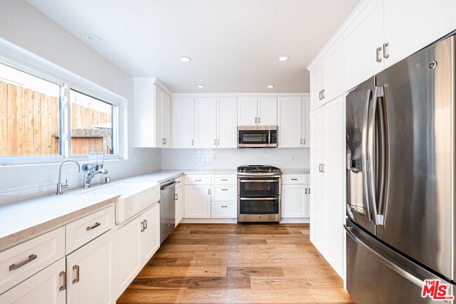 1011 5th St in Santa Monica, CA - Building Photo - Building Photo