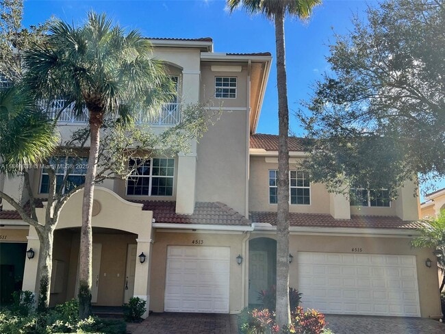4513 Artesa Way S in Palm Beach Gardens, FL - Building Photo - Building Photo
