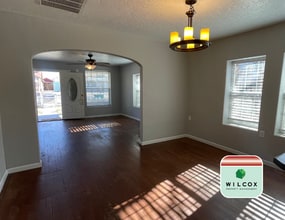 115 N Wall Ave in Farmington, NM - Building Photo - Building Photo
