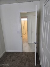 1280 Blankenship Ave in Las Vegas, NV - Building Photo - Building Photo