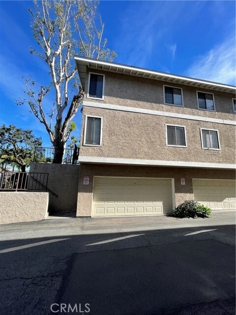 208 W Olive Ave in La Habra, CA - Building Photo - Building Photo