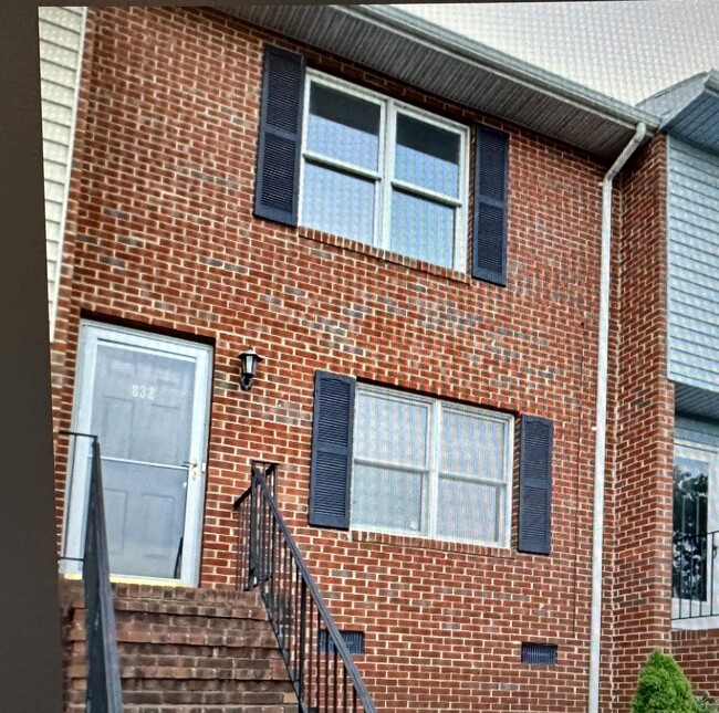 property at 832 Vine St