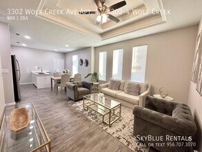 3302 Wolf Crk Ave in McAllen, TX - Building Photo - Building Photo