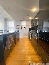390 Commonwealth Ave in Boston, MA - Building Photo - Building Photo