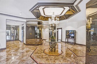151 SE 15th Rd, Unit 502 in Miami, FL - Building Photo - Building Photo