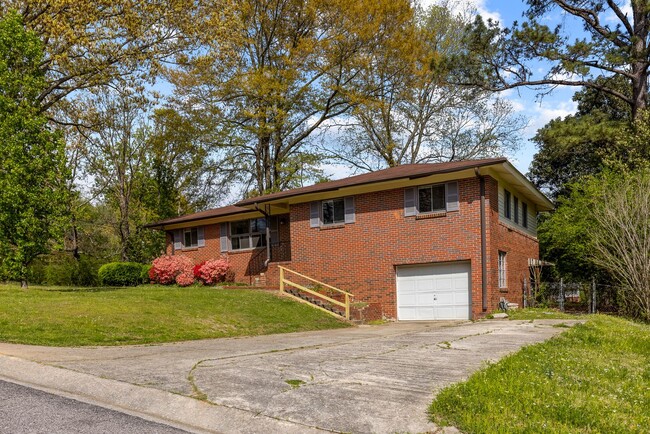 1625 3rd Pl NW in Center Point, AL - Building Photo - Building Photo