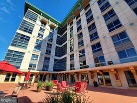 777 7th St NW in Washington, DC - Building Photo