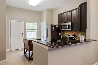 512 Highpark Ct in Lake Dallas, TX - Building Photo - Building Photo