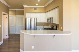 445 Island Ave in San Diego, CA - Foto de edificio - Building Photo