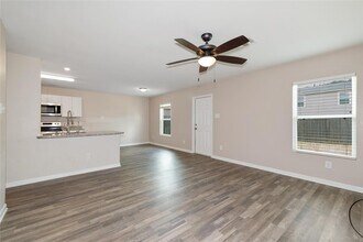 15621 Briar Forest Dr in Conroe, TX - Building Photo - Building Photo