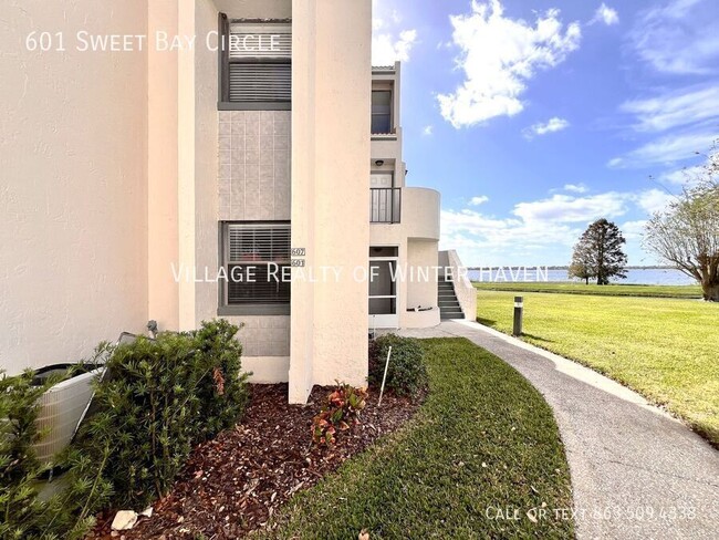 601 Sweetbay Cir in Winter Haven, FL - Foto de edificio - Building Photo