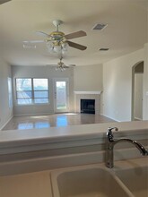 908 N Creek Blvd in Leander, TX - Building Photo - Building Photo