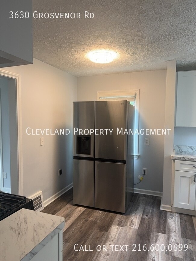 3630 Grosvenor Rd in Cleveland Heights, OH - Building Photo - Building Photo