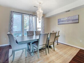 368 Rector St-Unit -209 in Perth Amboy, NJ - Building Photo - Building Photo