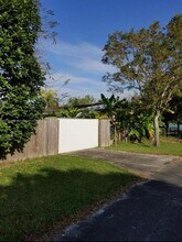 18000 SW 175th St in Miami, FL - Building Photo - Building Photo