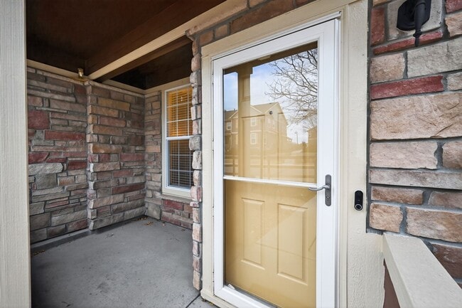 12743 Leyden St in Thornton, CO - Foto de edificio - Building Photo