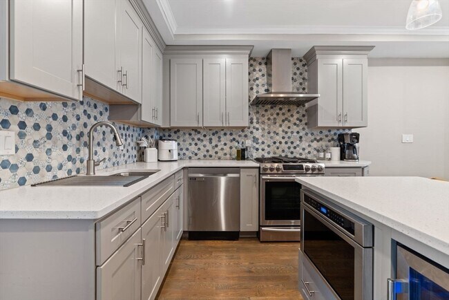 property at 279 Gold St