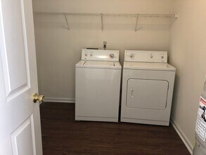 107 Hunter's Run Rd in Athens, GA - Building Photo - Building Photo