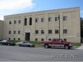 Main Square Apartments in Collinsville, IL - Foto de edificio