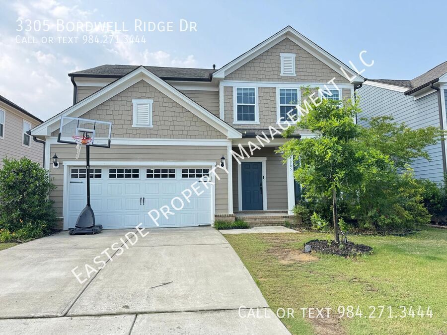 3305 Bordwell Ridge Dr in New Hill, NC - Building Photo