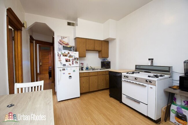 2019 W Iowa St, Unit 2R photo'