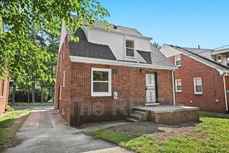 17421 Quincy St in Detroit, MI - Building Photo - Building Photo