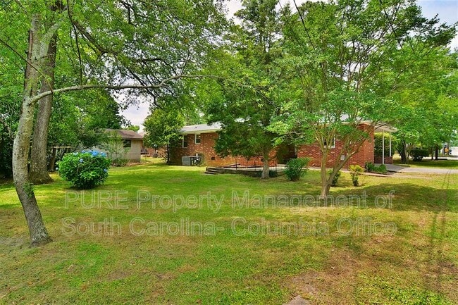 901 Indigo Ave in Cayce, SC - Building Photo - Building Photo