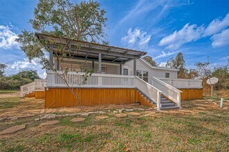 2020 Cu Chi Ln, Unit 280 Van Buren Ave in Hempstead, TX - Building Photo - Building Photo