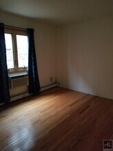 LITTLEFIELD AVENUE in Staten Island, NY - Foto de edificio - Building Photo