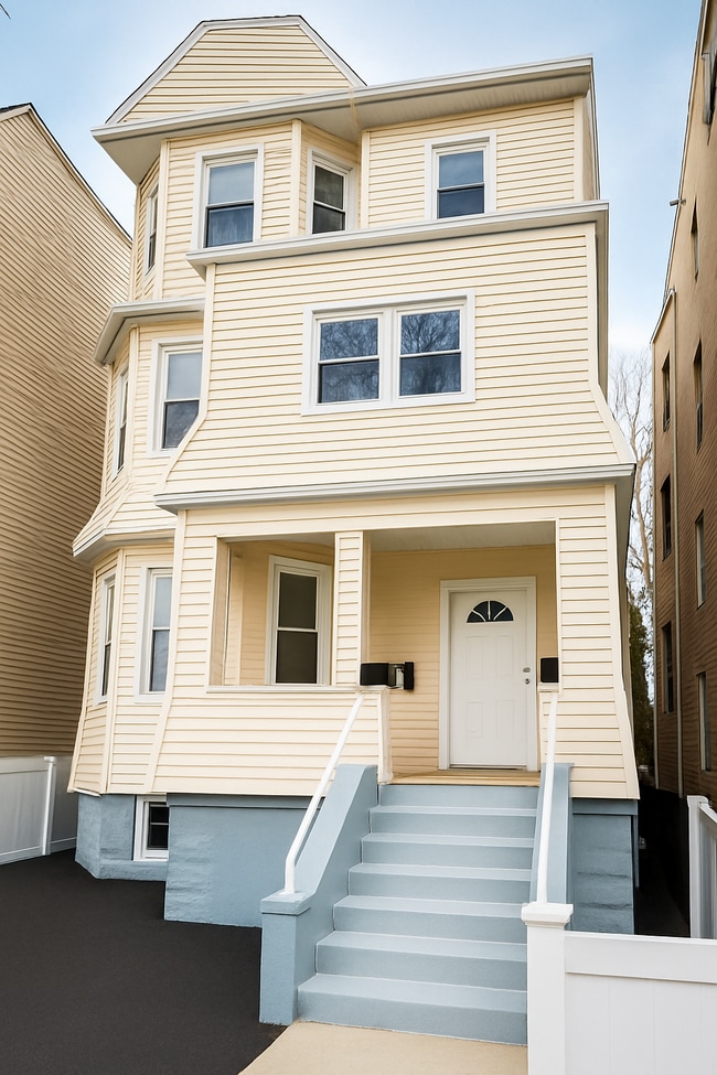209 N 15th St, Unit 1