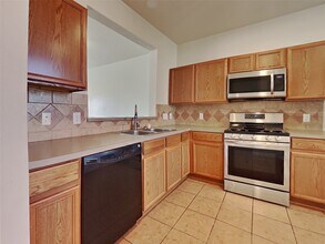 16859 Mammoth Springs Dr in Houston, TX - Building Photo - Building Photo