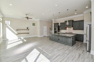 6723 Sussex Manor St in Houston, TX - Building Photo - Building Photo