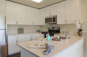 Arcadia Crossing in Vancouver, WA - Building Photo - Interior Photo