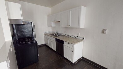 1006 Orange Drive | Move In Now in Los Angeles, CA - Foto de edificio - Interior Photo