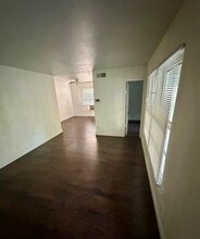 4855 Elena St in Dallas, TX - Building Photo - Building Photo